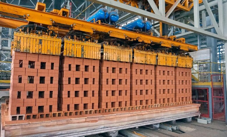 Photo of Строительство кирпичного дома: как выбрать материал